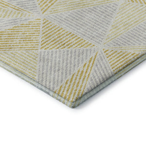 HomeRoots 8' X 10' Gold and Gray Geometric Area Rug - Washable, Stain-Resistant, UV-Protected for Modern Homes 651951