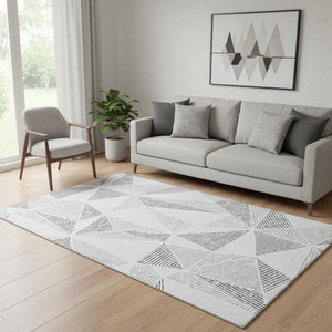HomeRoots 5' X 8' Gray and Silver Geometric Area Rug – Washable, UV Protected, Durable & Stylish for Homes 651955