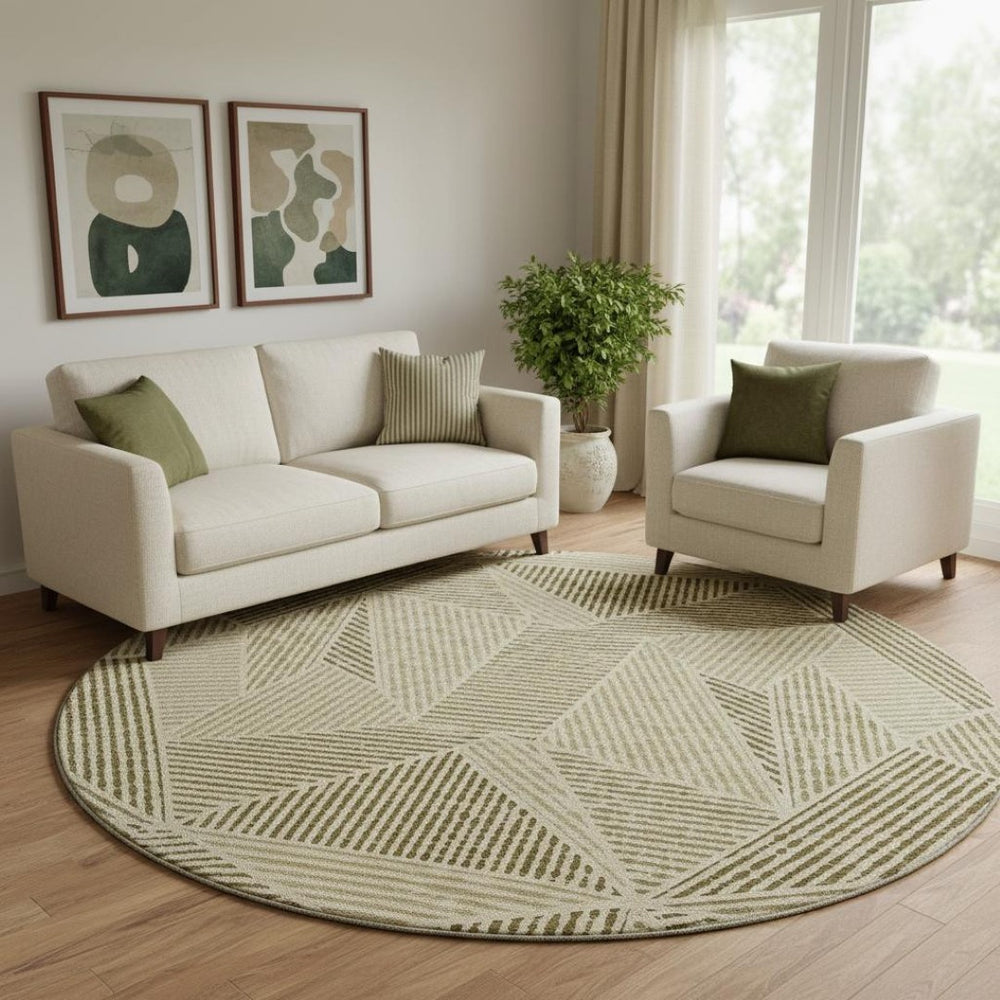HomeRoots 8' Khaki and Beige Geometric Washable Round Rug - Durable, Stylish, UV Protected for Busy Homes 651962