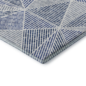 HomeRoots 8' Navy Blue & Ivory Geometric Washable Round Rug - Durable UV Resistant Design for High-Traffic Areas 651968