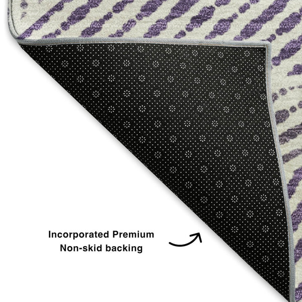 HomeRoots 5' X 8' Stylish Purple and Silver Geometric Area Rug - Washable, UV-Protected, and Stain-Resistant! 651979