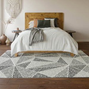 HomeRoots 5' X 8' Stylish Pewter & Silver Geometric Washable Area Rug with UV Protection for High Traffic Homes 651985