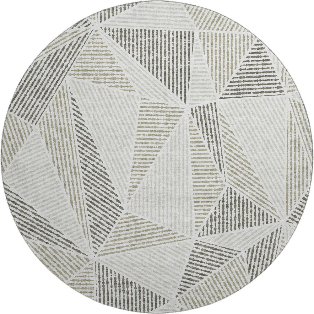 HomeRoots 8' Taupe and Silver Geometric Round Rug - Washable, UV-Protected, Modern Design for Any Space 651992