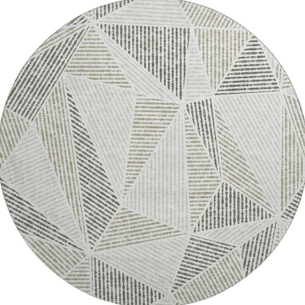 HomeRoots 8' Taupe and Silver Geometric Round Rug - Washable, UV-Protected, Modern Design for Any Space 651992
