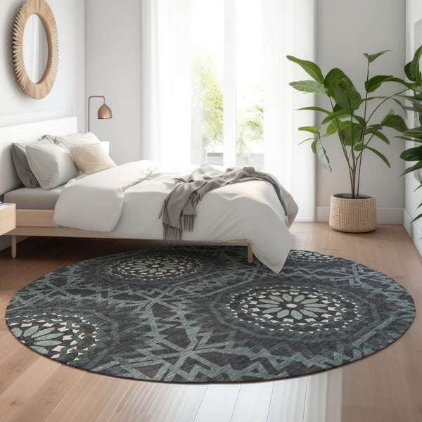 HomeRoots 8' Charcoal and Ivory Geometric Round Rug - Washable, UV Protected, Stylish & Durable for Any Space 652206