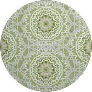 HomeRoots 8' Green And Ivory Geometric Round Rug - Stylish, Washable, UV-Protected for Kid & Pet-Friendly Spaces 652224