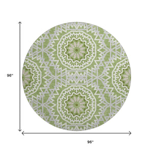 HomeRoots 8' Green And Ivory Geometric Round Rug - Stylish, Washable, UV-Protected for Kid & Pet-Friendly Spaces 652224