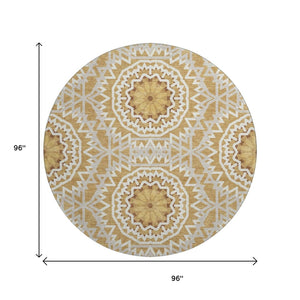 HomeRoots 8' Gold And Ivory Modern Geometric Round Rug - Washable, UV Protected, Stain-Resistant Design! 652230