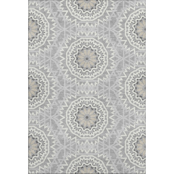 HomeRoots 5' Gray and Ivory Geometric Area Rug - Washable, UV Protected, Stain Resistant for High-Traffic Areas 652235