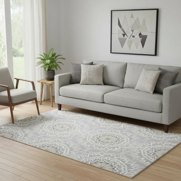HomeRoots 5' Gray and Ivory Geometric Area Rug - Washable, UV Protected, Stain Resistant for High-Traffic Areas 652235