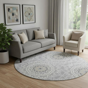 HomeRoots 8' Gray And Ivory Geometric Round Rug - Washable, UV-Protected, Stylish & Stain-Resistant Design 652236