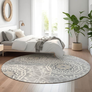 HomeRoots 8' Gray And Ivory Geometric Round Rug - Washable, UV-Protected, Stylish & Stain-Resistant Design 652236