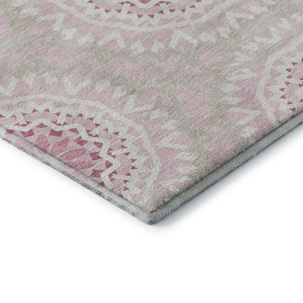 HomeRoots 8' Pink and Ivory Geometric Round Rug - Washable, UV Protected, Durable, Ideal for Busy Homes! 652272