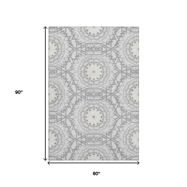 HomeRoots 5' X 8' Stylish Silver and Gray Geometric Area Rug - Washable, UV Protected, Perfect for Homes! 652289