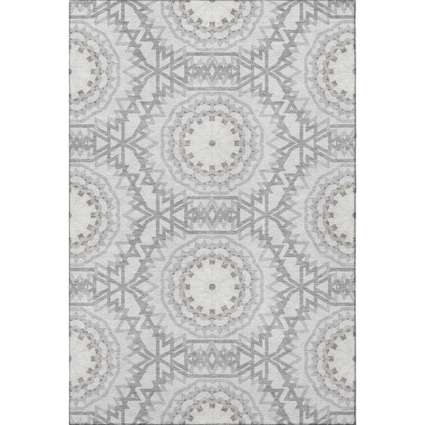 HomeRoots 5' X 8' Stylish Silver and Gray Geometric Area Rug - Washable, UV Protected, Perfect for Homes! 652289
