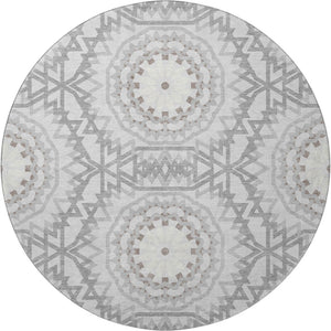 HomeRoots 8' Stylish Silver and Gray Geometric Washable Round Rug with UV Protection for Modern Homes 652290