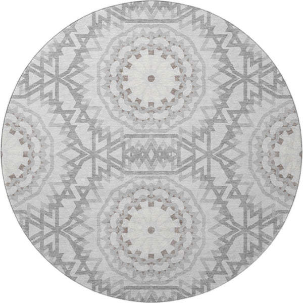 HomeRoots 8' Stylish Silver and Gray Geometric Washable Round Rug with UV Protection for Modern Homes 652290