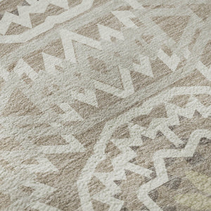 HomeRoots 8' Stylish Taupe and Ivory Geometric Round Rug - Washable, UV Protected, Perfect for Home & Patio 652302