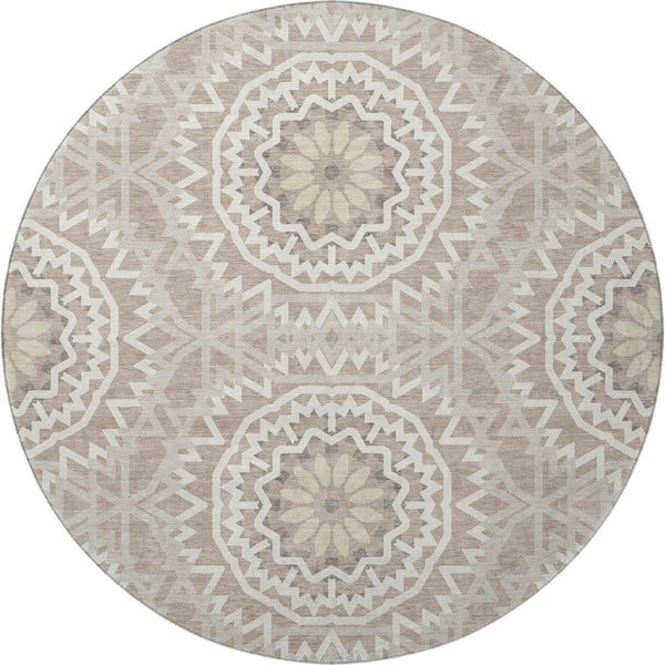 HomeRoots 8' Stylish Taupe and Ivory Geometric Round Rug - Washable, UV Protected, Perfect for Home & Patio 652302