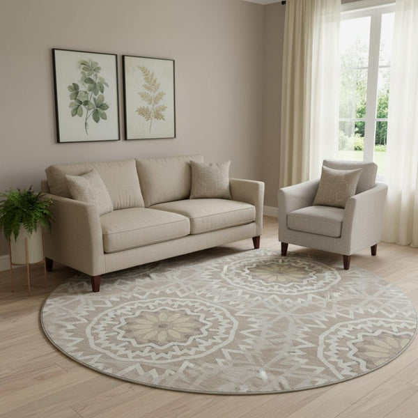 HomeRoots 8' Stylish Taupe and Ivory Geometric Round Rug - Washable, UV Protected, Perfect for Home & Patio 652302