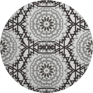 HomeRoots 8' Modern Geometric Washable Round Rug - Stylish Black & White with UV Protection for Any Space 652308