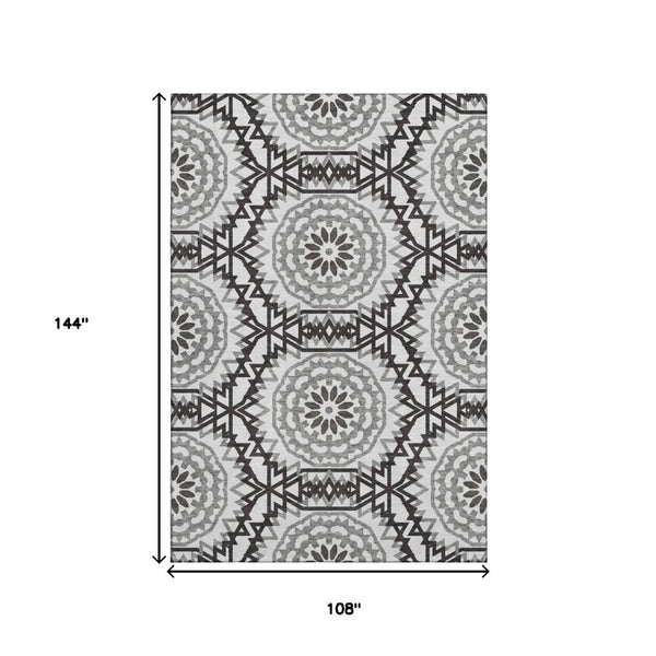 HomeRoots 9' X 12' Stylish White and Black Geometric Area Rug - Washable, UV Protected, Perfect for High-Traffic Areas 652310
