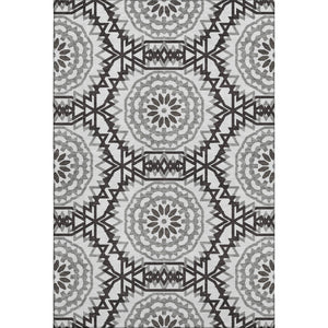 HomeRoots 10' X 14' White And Black Geometric Area Rug - Washable, UV Protected, Modern Style for High-Traffic Homes 652311