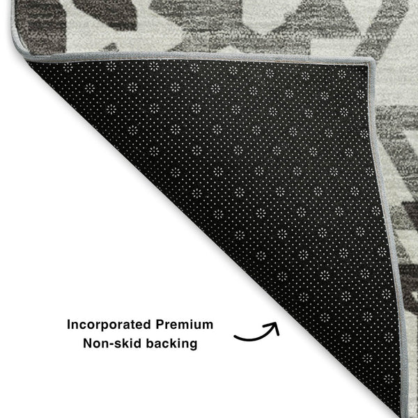 HomeRoots 10' X 14' White And Black Geometric Area Rug - Washable, UV Protected, Modern Style for High-Traffic Homes 652311