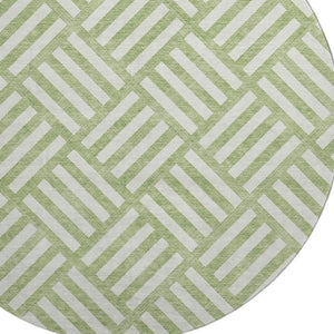 HomeRoots 8' Artichoke Green & Ivory Geometric Round Rug – Washable, UV Protected, Perfect for High-Traffic Areas 652314