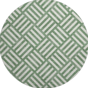 HomeRoots 8' Green and Ivory Geometric Washable Round Rug with UV Protection for Stylish Indoor & Outdoor Use 652350