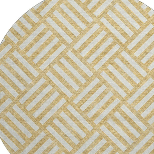 HomeRoots 8' Gold And Ivory Geometric Washable Round Rug - UV Protected, Stain-Resistant for Indoor & Outdoor Use 652356