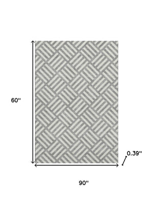 HomeRoots 5' X 8' Gray and Ivory Washable Geometric Area Rug with UV Protection for High-Traffic Spaces 652361
