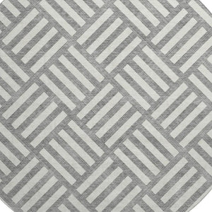 HomeRoots 8' Gray and Ivory Geometric Washable Round Rug - Stylish, Durable, Stain Resistant with UV Protection 652362