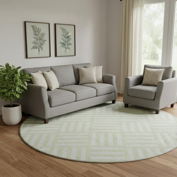 HomeRoots 8' Mint Green & Ivory Geometric Washable Round Rug with UV Protection for Modern Living Spaces 652380
