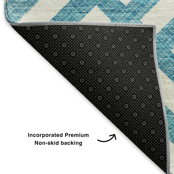 HomeRoots 8' Teal and Ivory Geometric Round Rug – Stylish, Washable, UV-Protected for High-Traffic Areas 652434