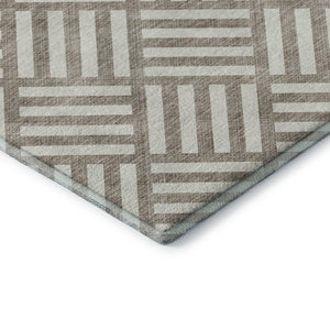 HomeRoots 8' Taupe & Ivory Washable Round Rug – Durable, UV-Protected, Modern Geometric Design for Any Space 652440