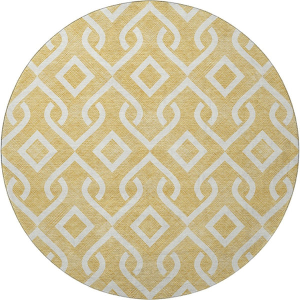 HomeRoots 8' Gold and Ivory Geometric Round Rug - Washable, UV Protected, Stain-Resistant for Modern Homes 652506