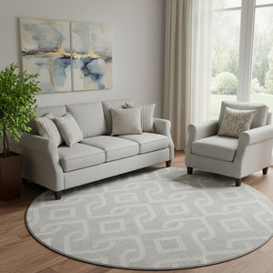 HomeRoots 8' Silver and Ivory Geometric Washable Round Rug - Durable, UV-Protected, Stain-Resistant Style 652584