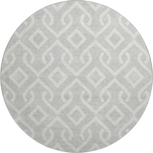 HomeRoots 8' Silver and Ivory Geometric Washable Round Rug - Durable, UV-Protected, Stain-Resistant Style 652584
