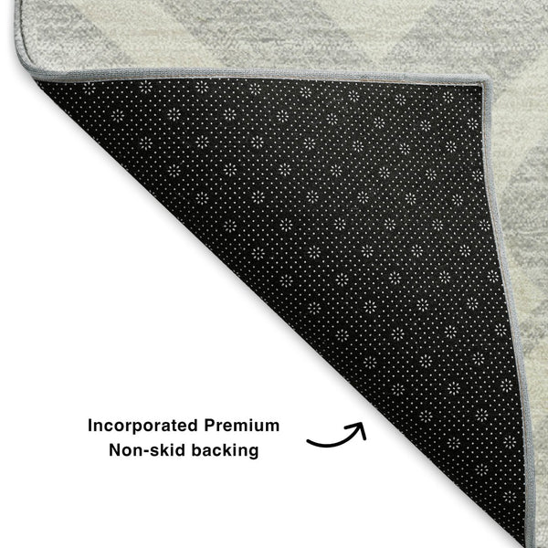 HomeRoots 8' X 10' Stylish Silver and Ivory Geometric Area Rug - Washable, UV Protected, Perfect for Any Room 652585