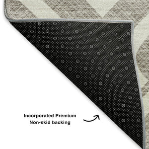 HomeRoots 8' Taupe and Ivory Geometric Round Washable Rug with UV Protection for Stylish, Durable Living Spaces 652596