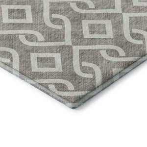HomeRoots 8' X 10' Geometric Washable Area Rug in Taupe & Ivory – Durable, Stain-Resistant with UV Protection! 652597