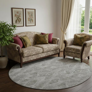 HomeRoots 8' Stylish Silver and Gray Diamond Washable Round Rug with UV Protection for Durable Living Spaces 652632