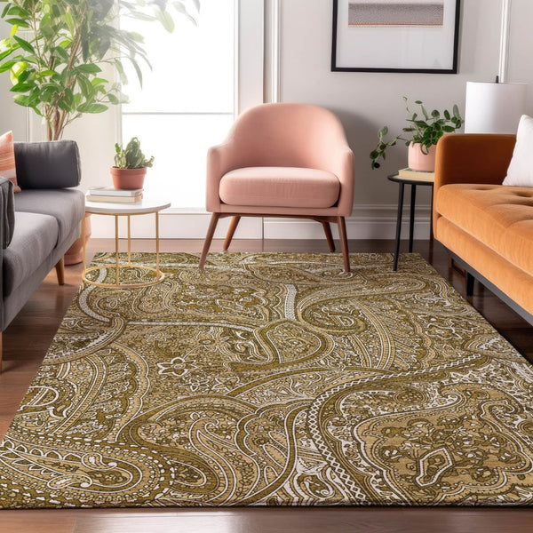 HomeRoots 5' Brown and Ivory Paisley Area Rug - Washable, UV Protected, Stain Resistant for Modern Living Spaces 652637