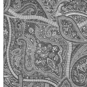 HomeRoots 5' X 8' Gray And Ivory Paisley Area Rug - Washable, UV-Protected, Elegant Design for Busy Homes 652649