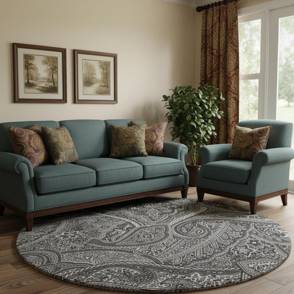 HomeRoots 8' Gray And Ivory Paisley Round Rug - Washable, UV Protected, Durable for Homes with Kids & Pets 652650