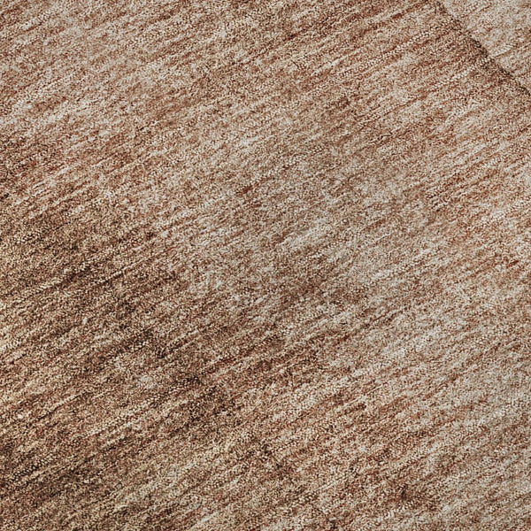 HomeRoots 8' Brown & Beige Ombre Round Rug - Washable, UV-Protected, Stain-Resistant for High-Traffic Areas 652710