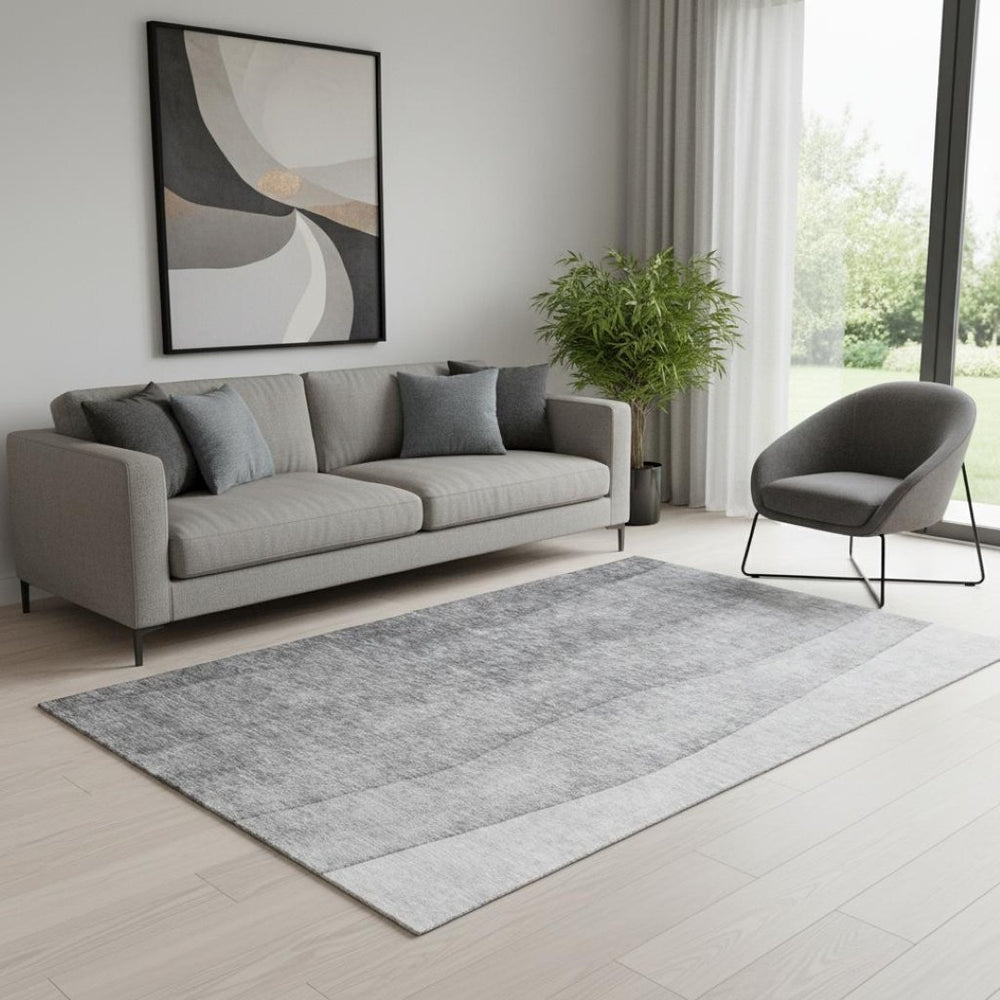 HomeRoots 5' X 8' Gray-To-Ivory Ombre Washable Area Rug with UV Protection for Modern Living Spaces & Style 652721