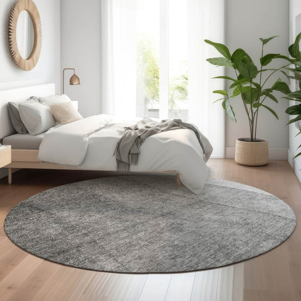HomeRoots 8' Gray and Ivory Ombre Round Rug – Stylish, Washable, UV-Protected for Modern Living Spaces 652722