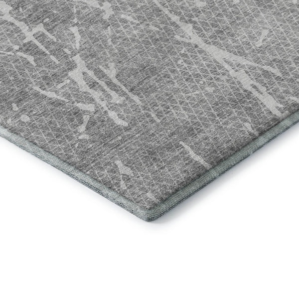 HomeRoots 8' Gray And Ivory Abstract Washable Round Rug - Durable, Stain Resistant, UV Protected for Modern Homes 652836